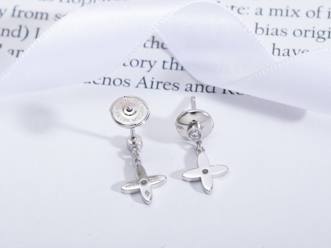 Lume Jewelry VIDYLLE SILVER DIAMOND MINI DROP EARRINGS