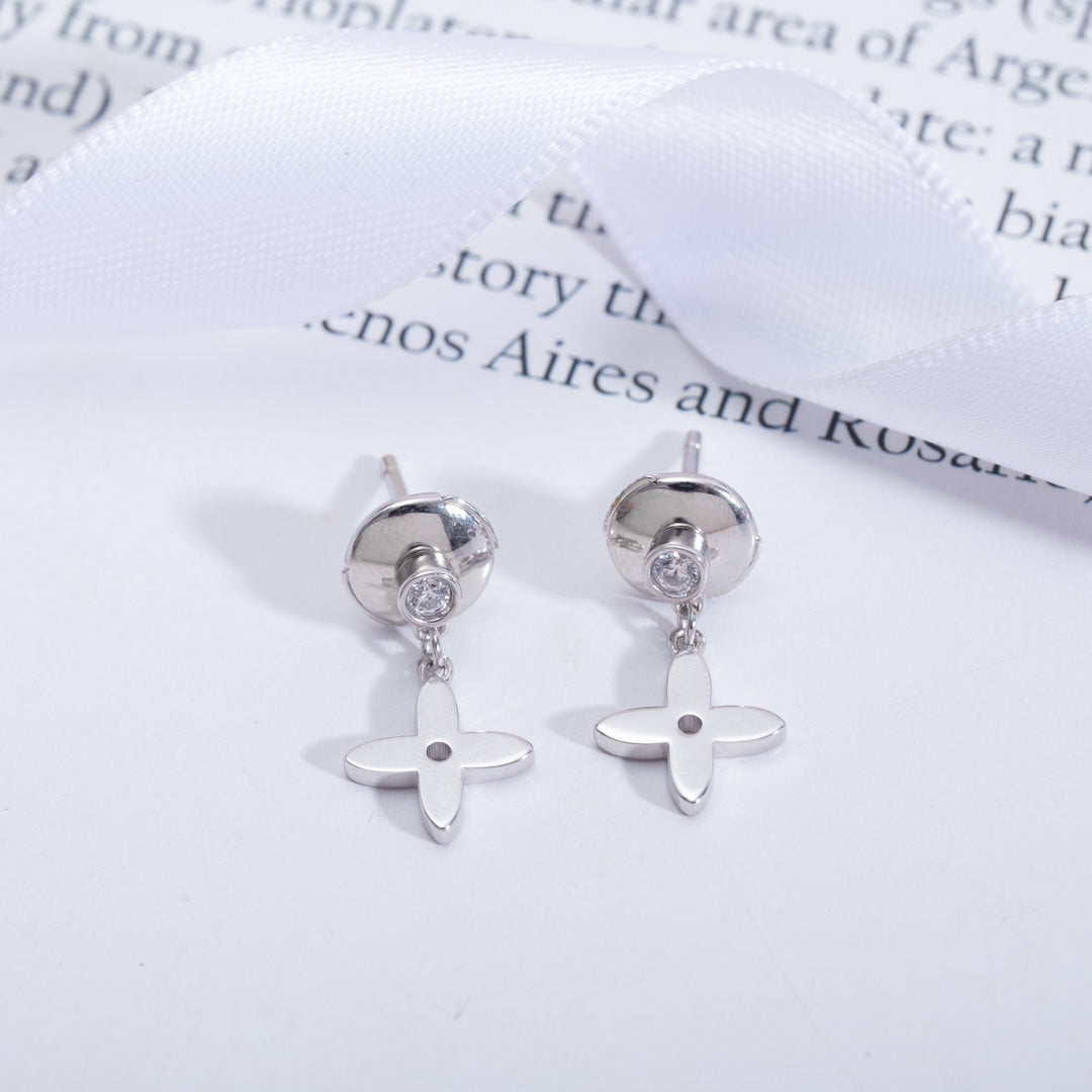 Lume Jewelry VIDYLLE SILVER DIAMOND MINI DROP EARRINGS