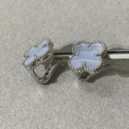 Lume Jewelry クローバーカルセドニーシルバースタッドピアス