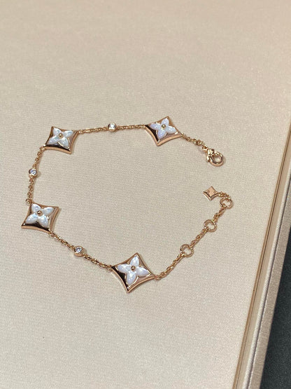 Lume Jewelry「STAR 4 MOTIF MOP DIAMOND PINK GOLD BRACELET」