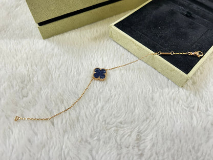 Lume Jewelry「クローバー 1モチーフ ピータサイト ブレスレット」