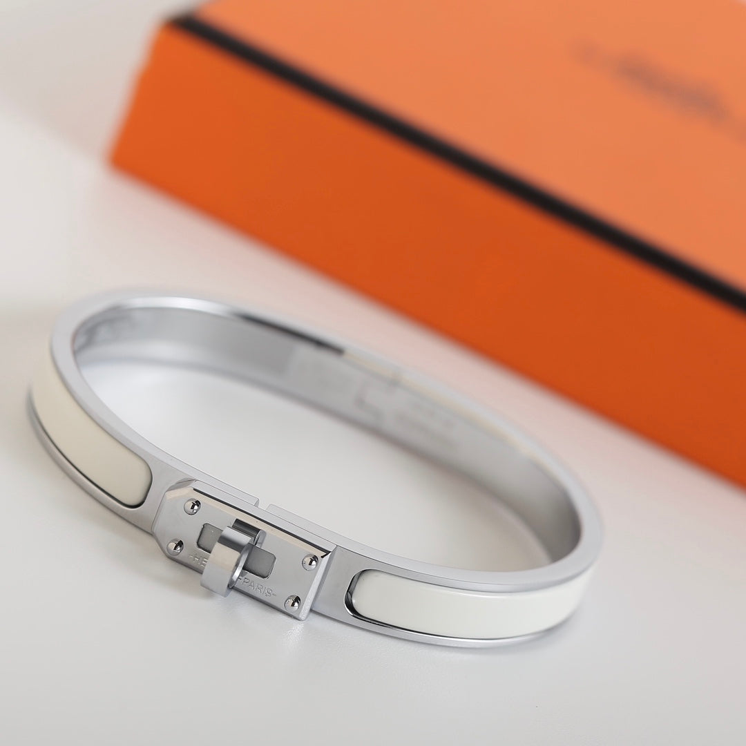 Lume Jewelry HM KELLY WHITE ブレスレット