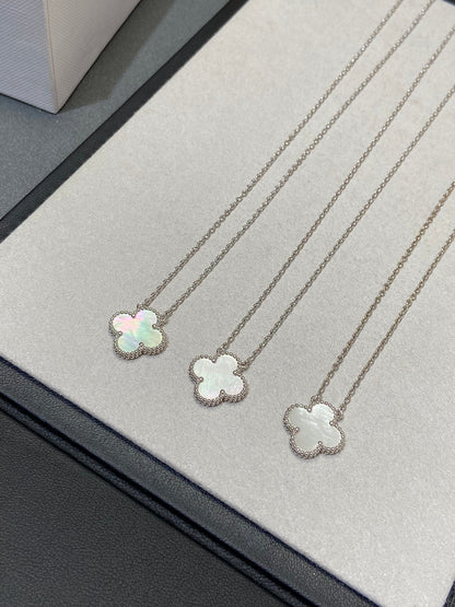 Lume Jewelry クローバー ミディアム シルバーホワイトMOPネックレス