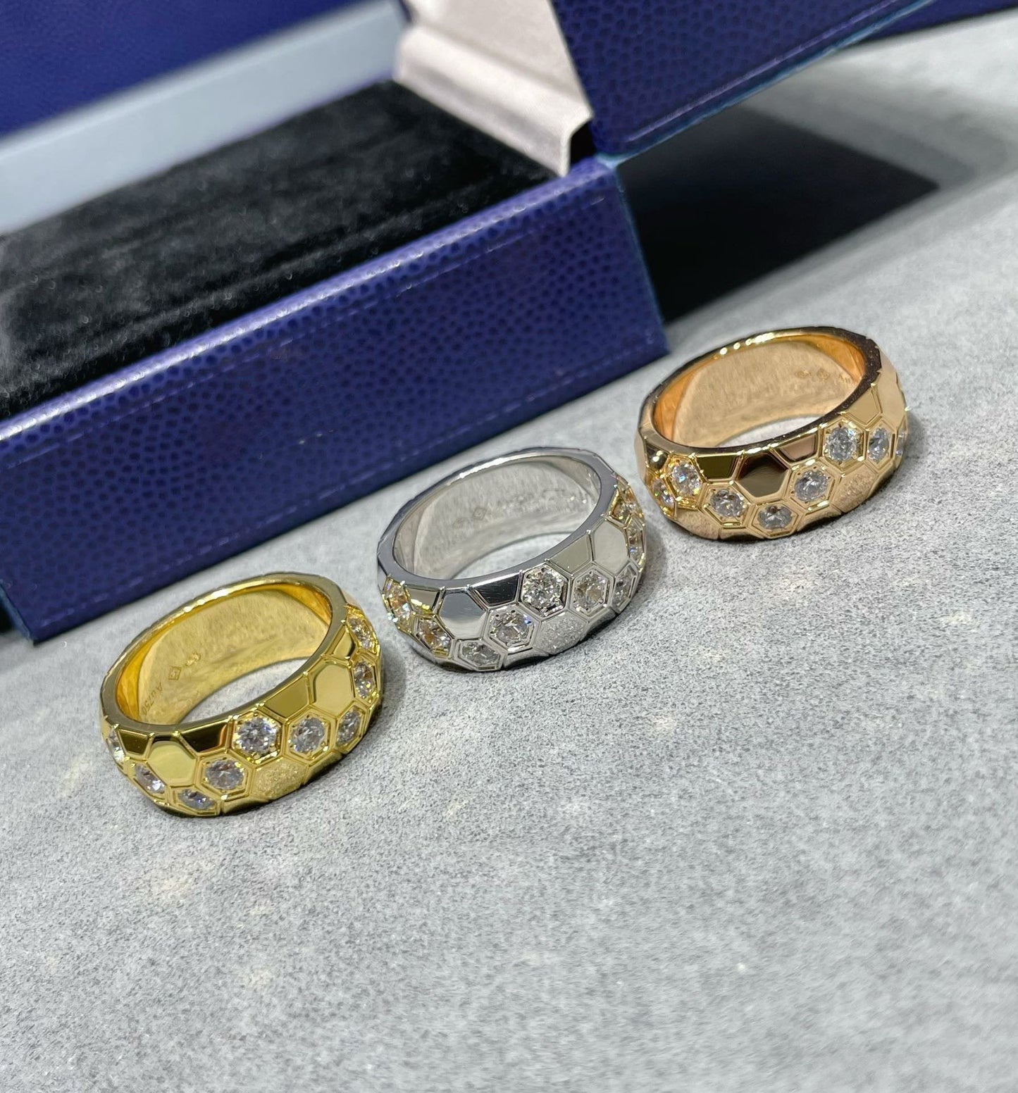 Lume Jewelry『BEE LOVE DIAMOND LARGE RING』