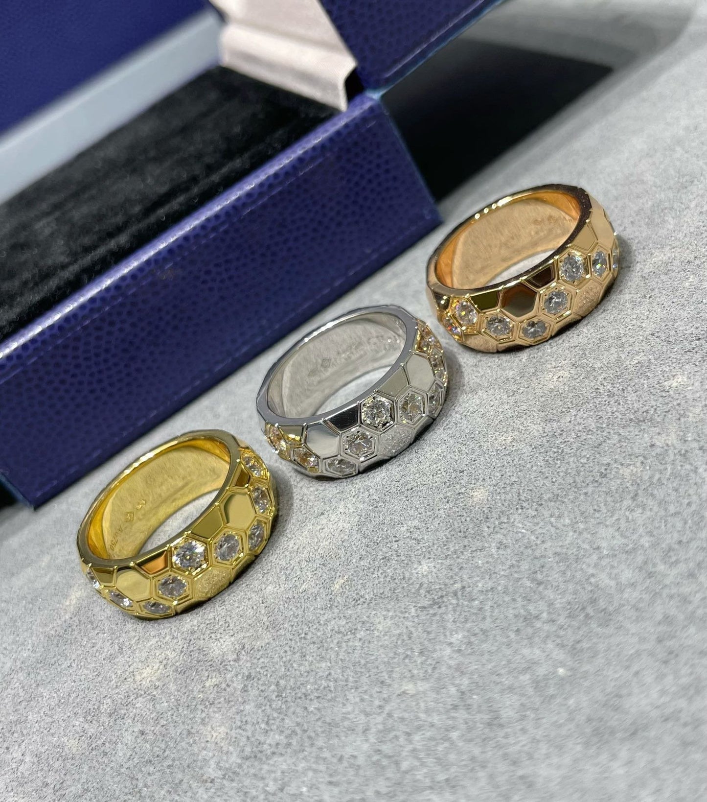 Lume Jewelry『BEE LOVE DIAMOND LARGE RING』