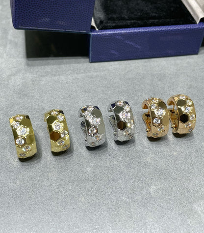 Lume Jewelry「BEE LOVE ダイヤモンドフープイヤリング」