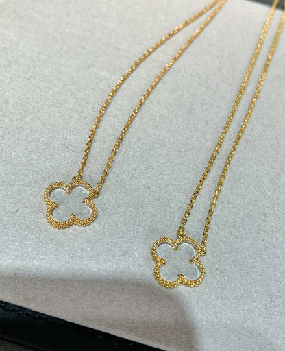 Lume Jewelry「クローバー ロック クリスタル ローズゴールド ネックレス」