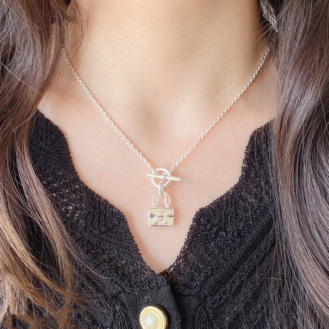 Lume Jewelry 「コンスタンス ペンダント シルバーネックレス」