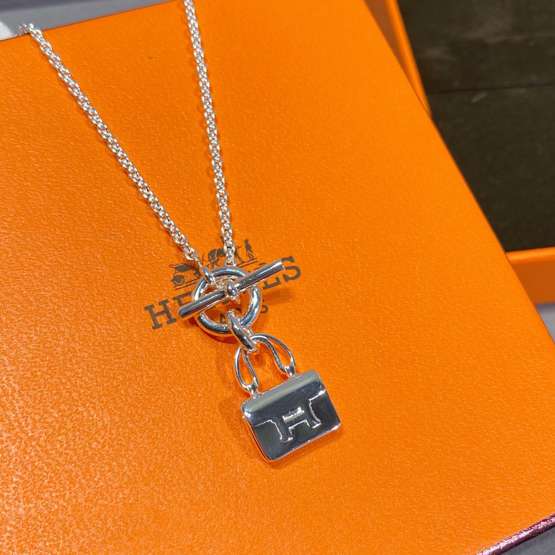 Lume Jewelry 「コンスタンス ペンダント シルバーネックレス」