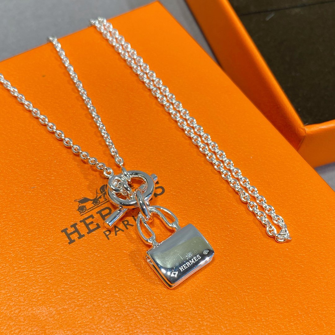 Lume Jewelry 「コンスタンス ペンダント シルバーネックレス」