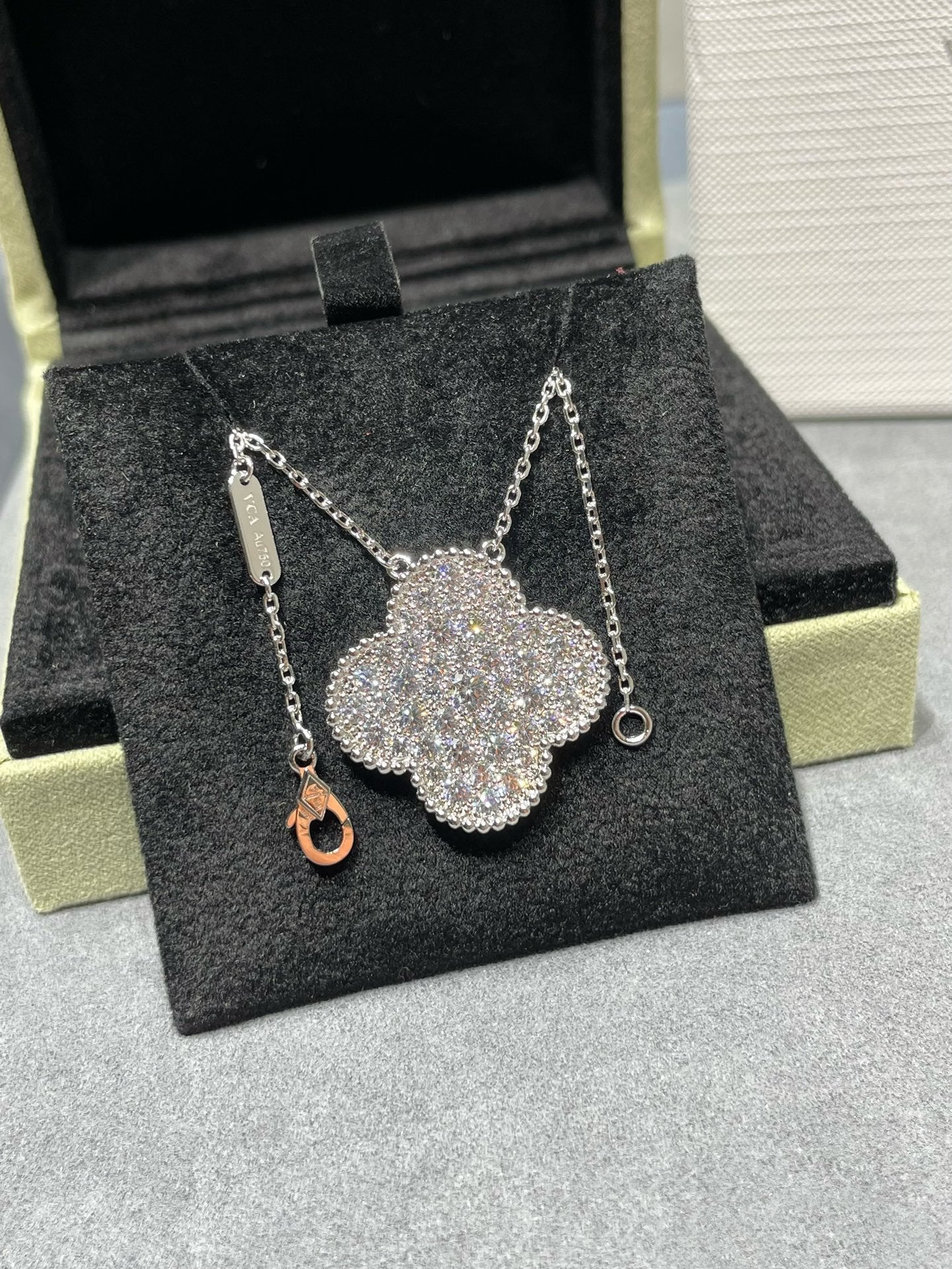 「Lume Jewelry」クローバー 25mm ラージペンダント ダイヤモンドパヴェ シルバーネックレス