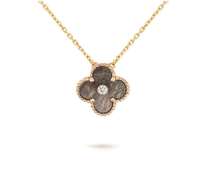 「Lume Jewelry」クリスマス限定ネックレスコレクション