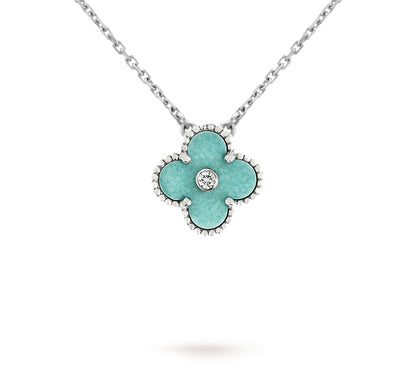「Lume Jewelry」クリスマス限定ネックレスコレクション