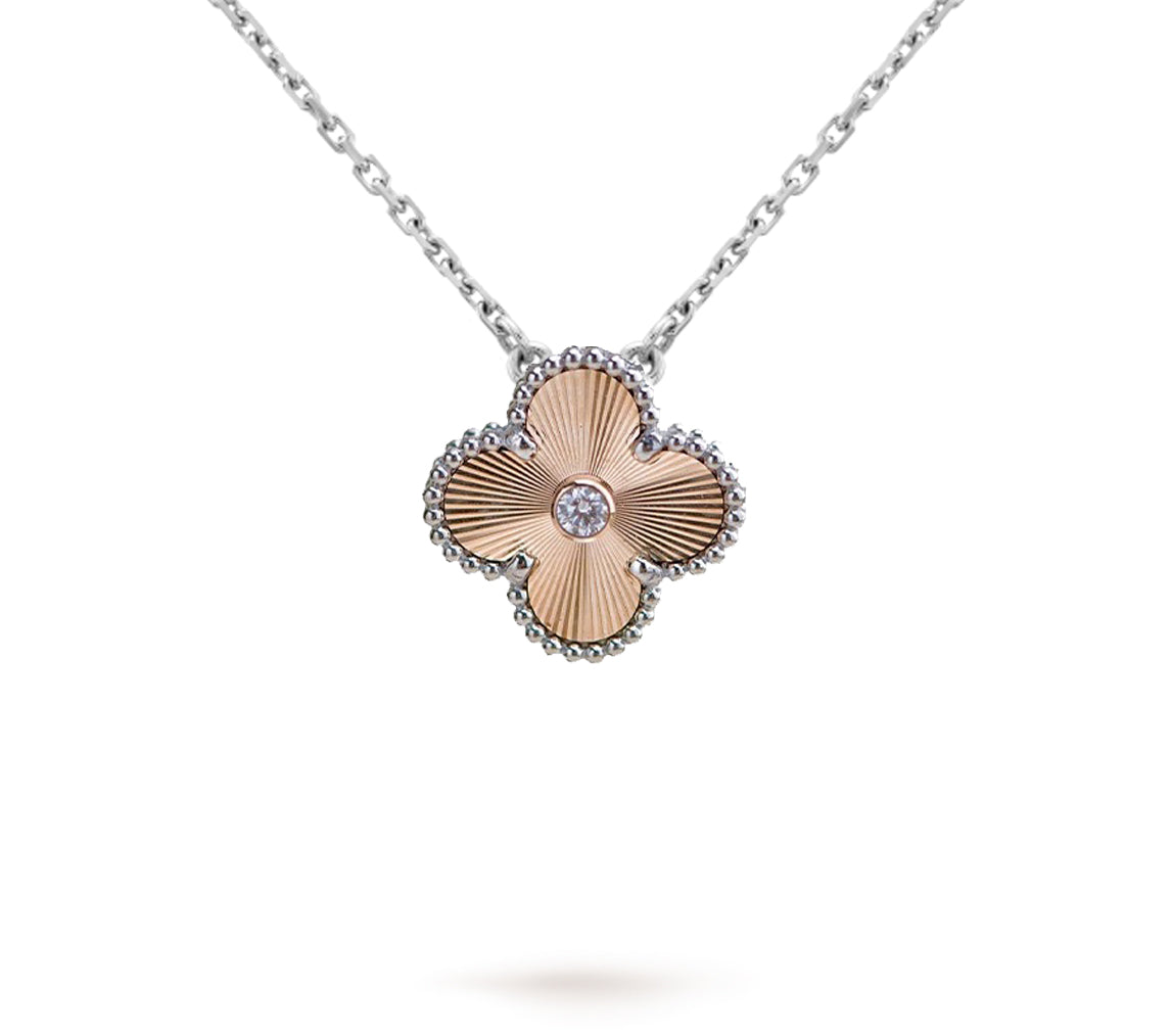 「Lume Jewelry」クリスマス限定ネックレスコレクション