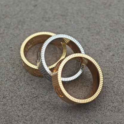 『Lume Jewelry』新作 LOVE 6.5 MM リング