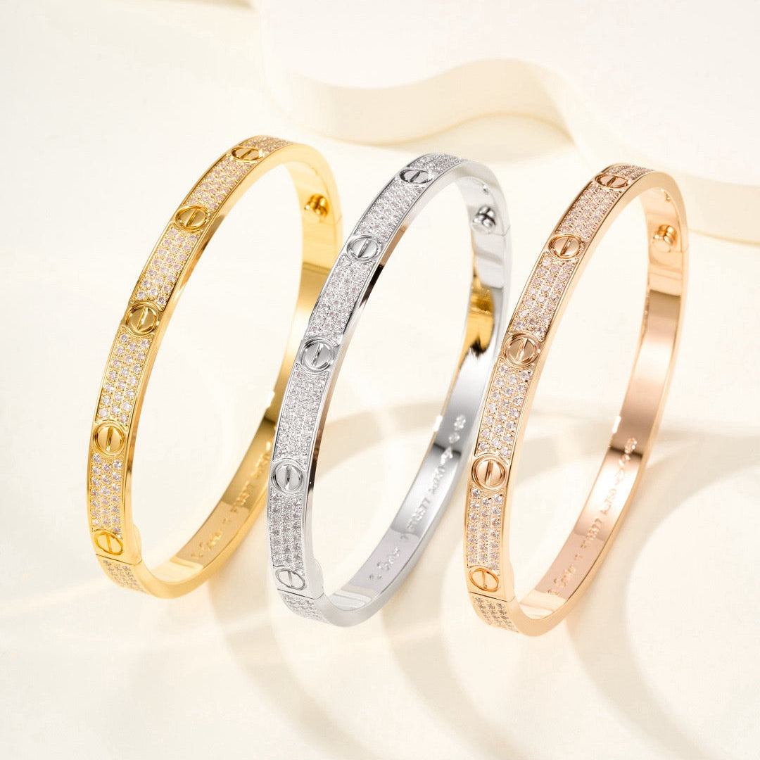 Lume Jewelry「LOVE BRACELET 4.8MM ダイヤモンドパヴェ」