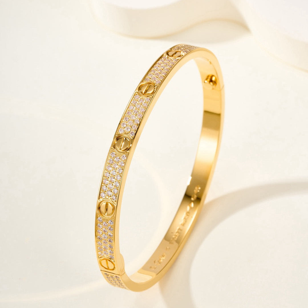 Lume Jewelry「LOVE BRACELET 4.8MM ダイヤモンドパヴェ」