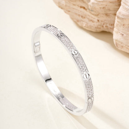 Lume Jewelry「LOVE BRACELET 4.8MM ダイヤモンドパヴェ」