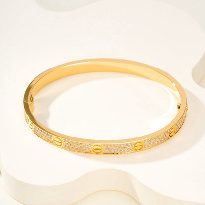 Lume Jewelry「LOVE BRACELET 4.8MM ダイヤモンドパヴェ」