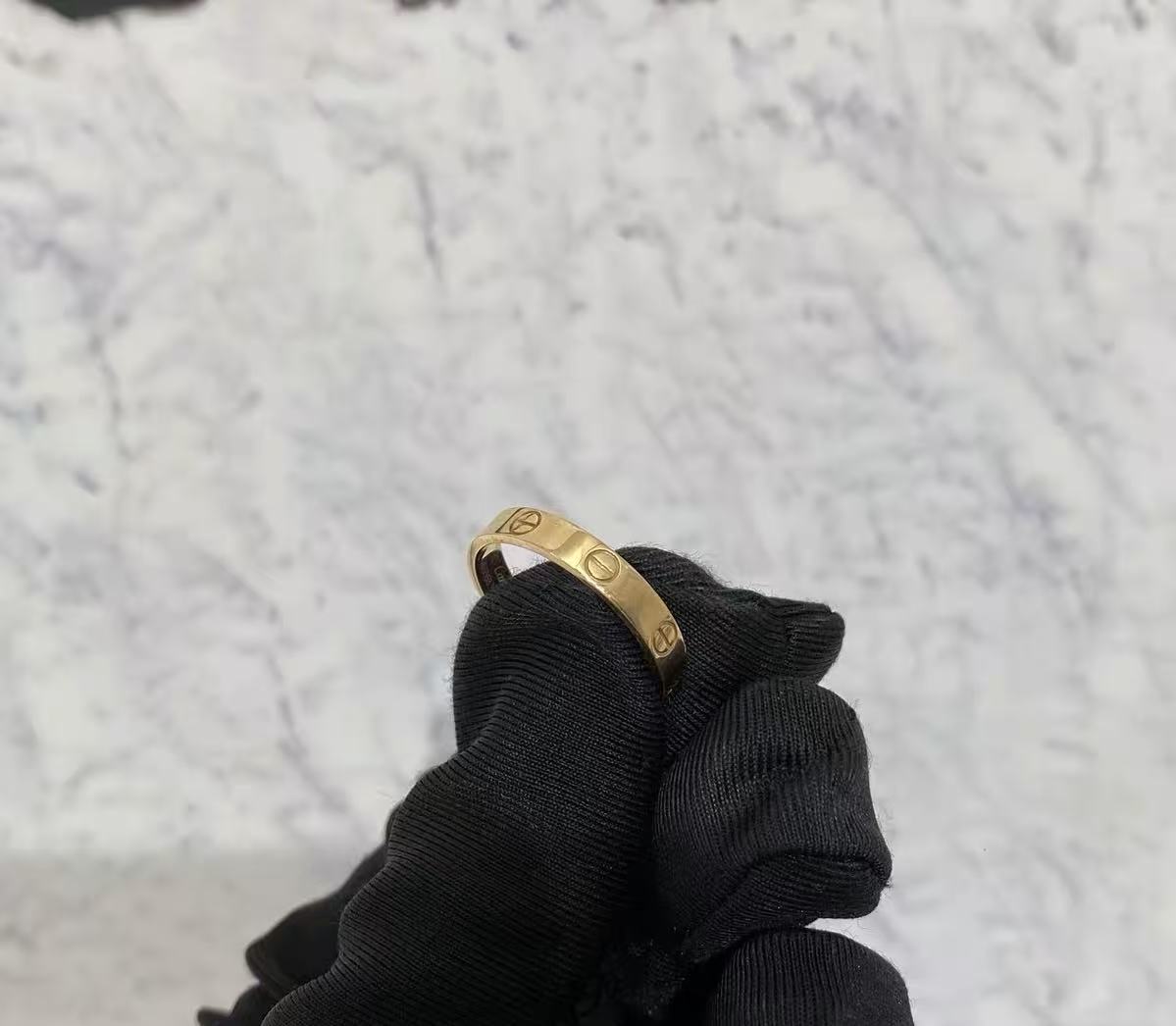 「Lume Jewelry」LOVEリング 4MM 1ダイヤモンド ゴールド
