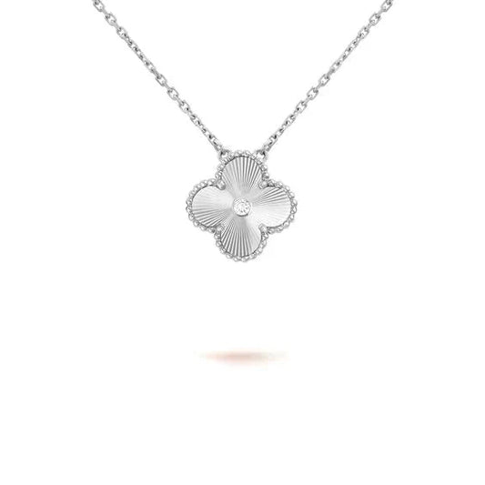 ¡®Lume Jewelry¡¯CLOVER  15MM DIAMOND LASER NECKLACE SILVER