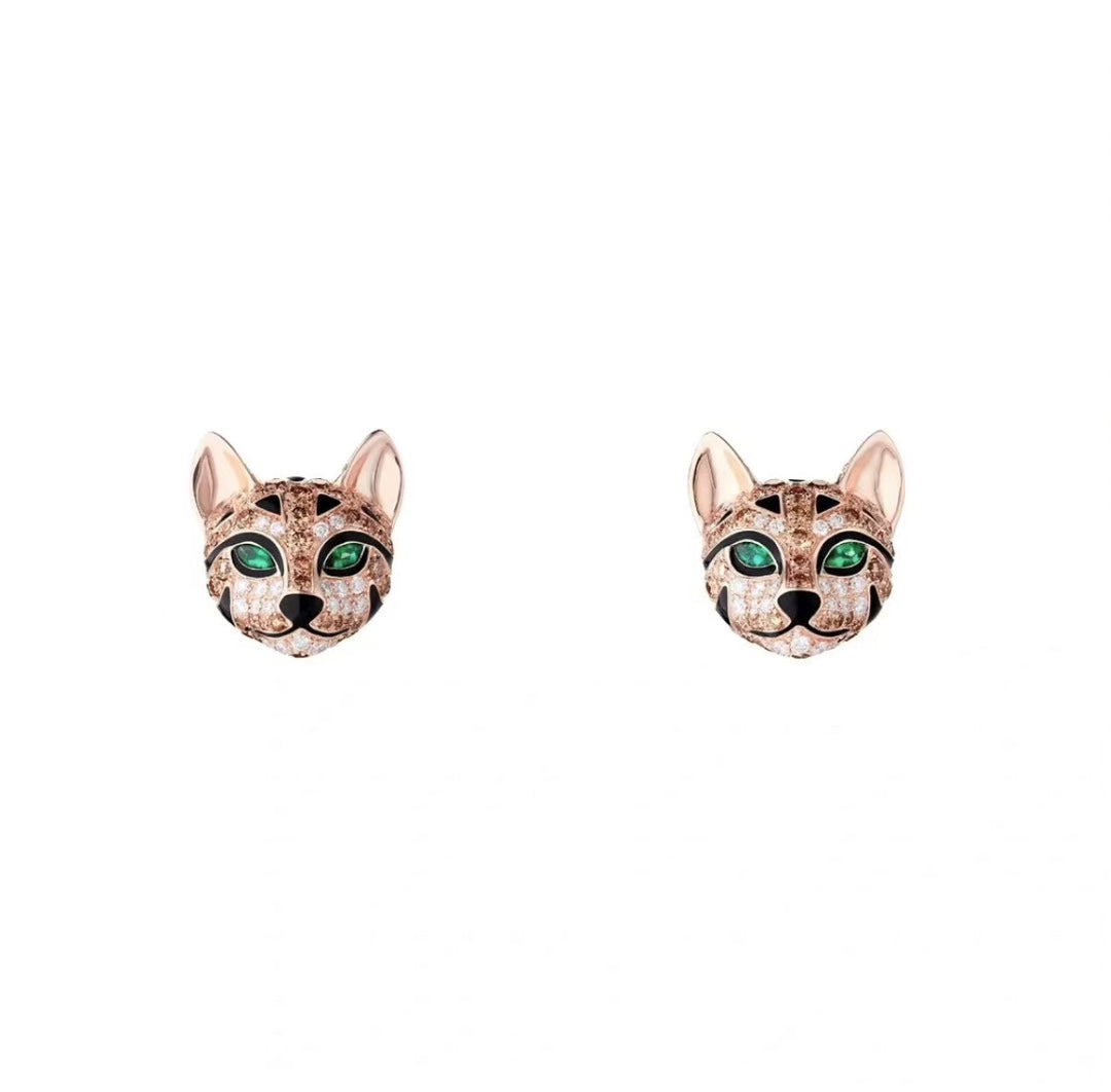 Lume Jewelry「LOVE イヤリング」5.7MM 2ダイヤモンド