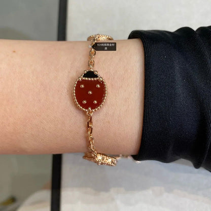 Lume Jewelry ラッキー スプリング 5モチーフ ブレスレット
