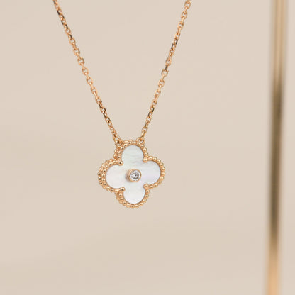 Lume Jewelry クローバー 15MM ダイヤモンド ホワイトフリティラリア ネックレス