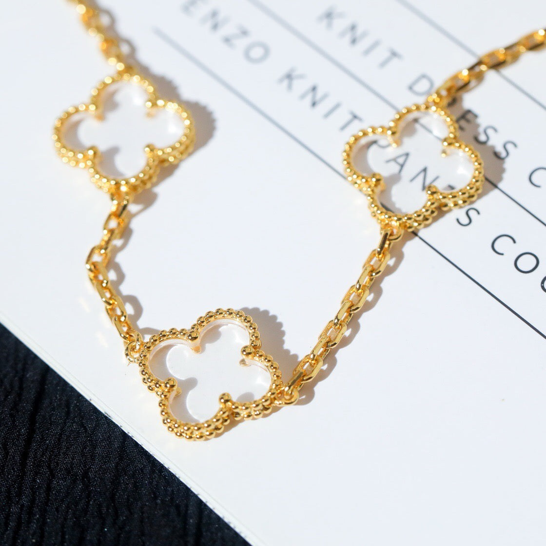 [Lume Jewelry]新しい CLOVER 5 MOTIF ロッククリスタルブレスレット
