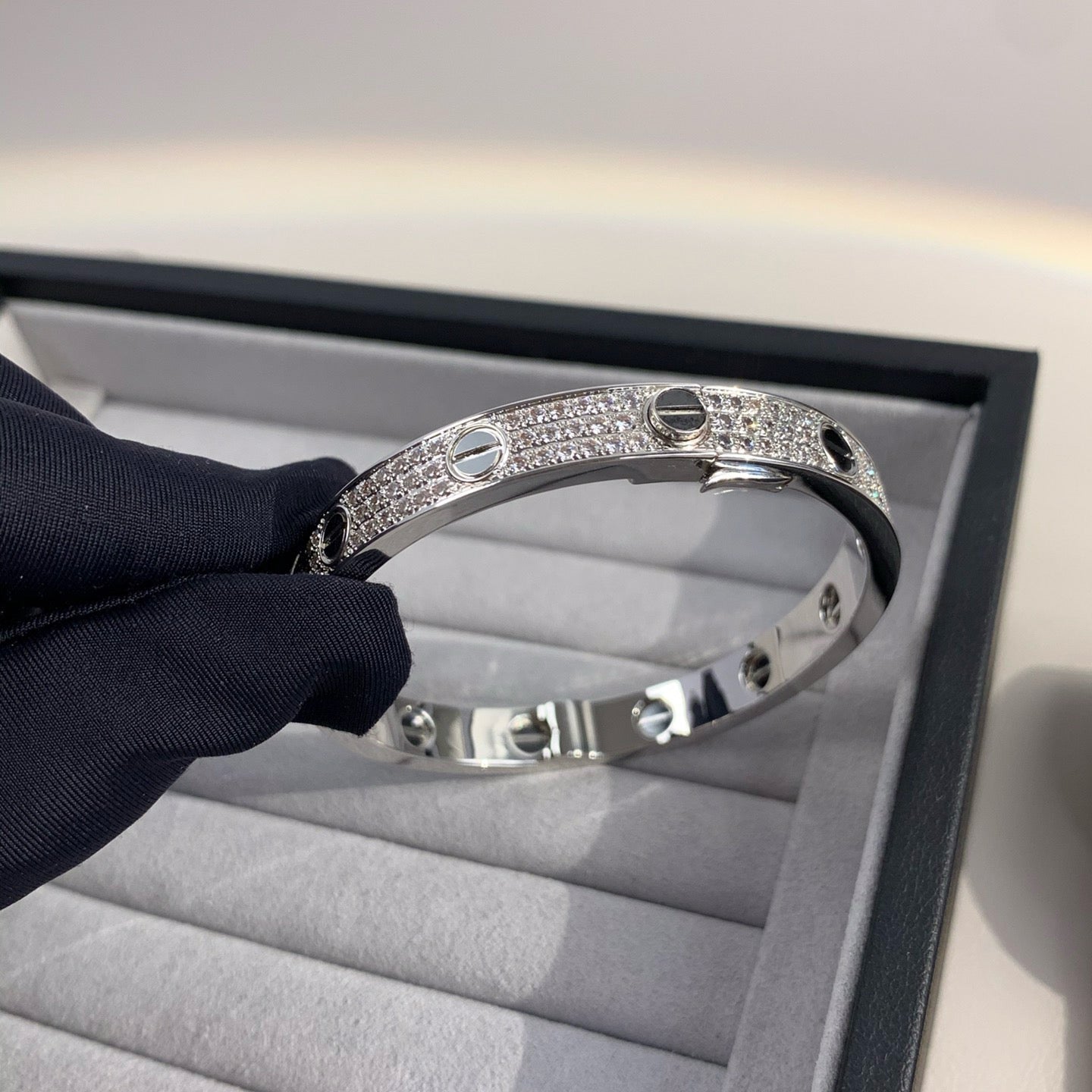 「Lume Jewelry」LOVEブレスレット 6.1MM ダイヤモンドパヴェセラミック