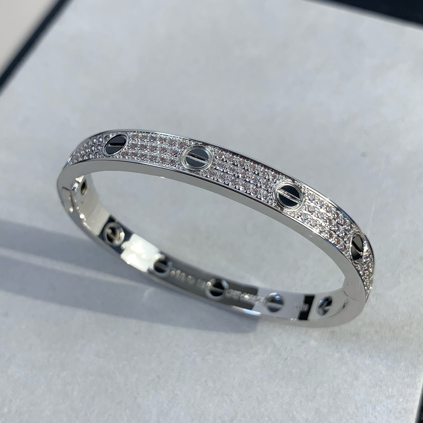 「Lume Jewelry」LOVEブレスレット 6.1MM ダイヤモンドパヴェセラミック