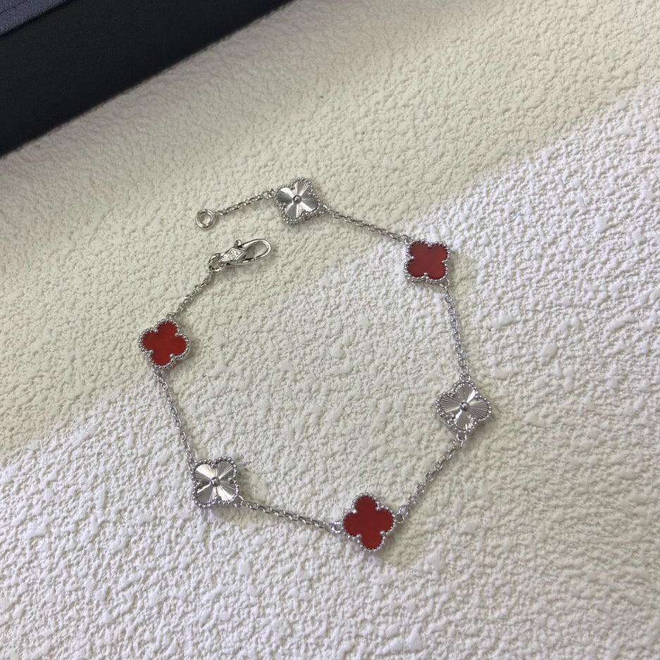 [¡®Lume Jewelry¡¯]クローバー6モチーフレッドアゲートレーザーブレスレット