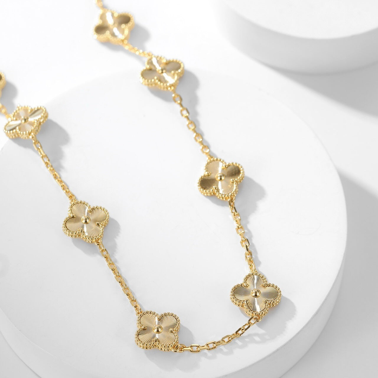 Lume Jewelry クローバー 10モチーフ レーザーネックレス