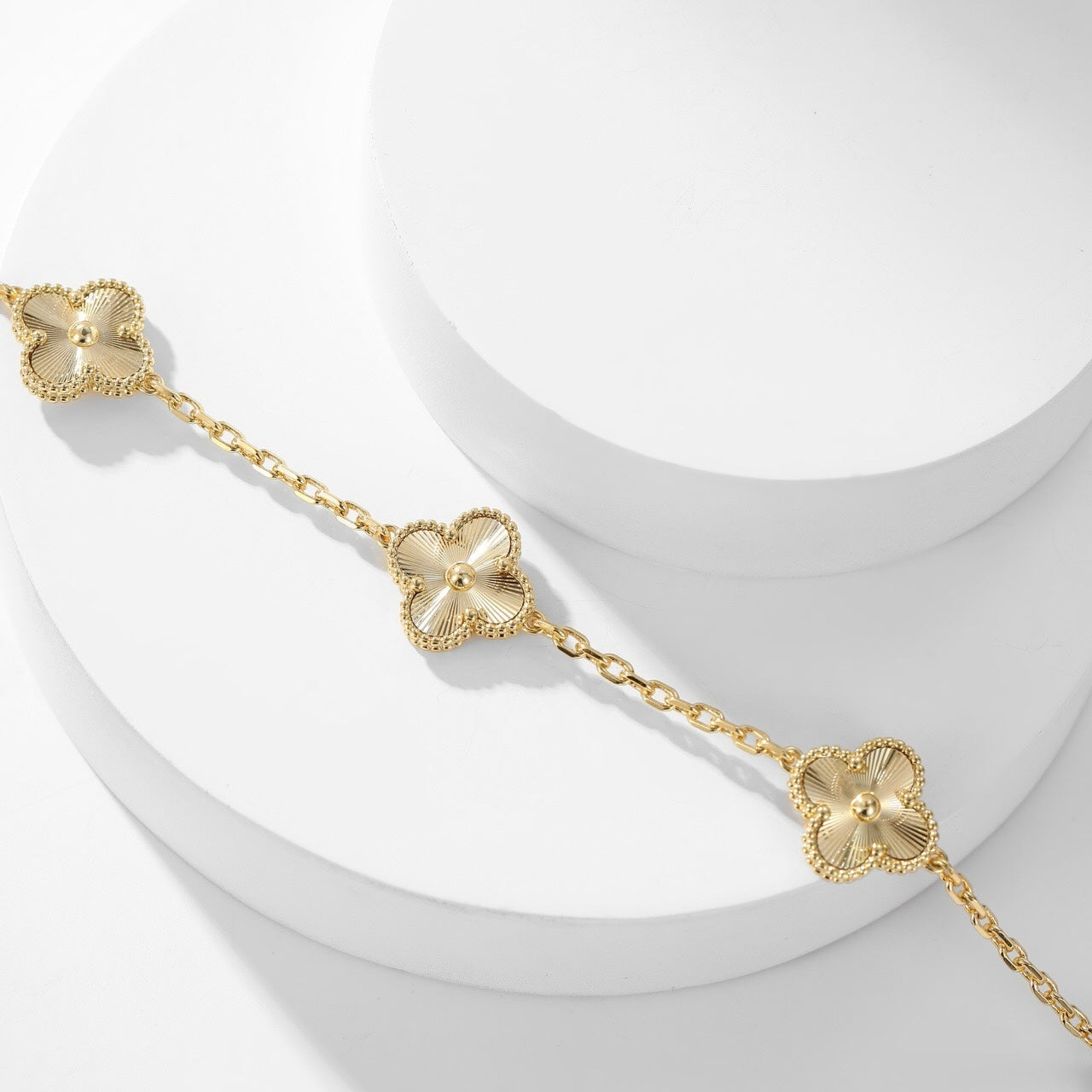 Lume Jewelry クローバー 10モチーフ レーザーネックレス