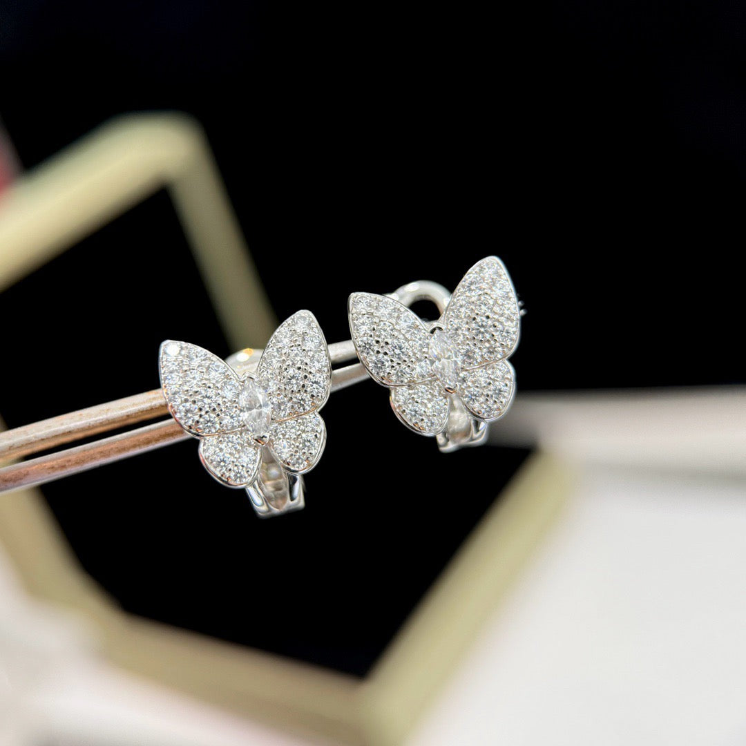 Lume Jewelry「バタフライ オールダイヤモンドピアス」