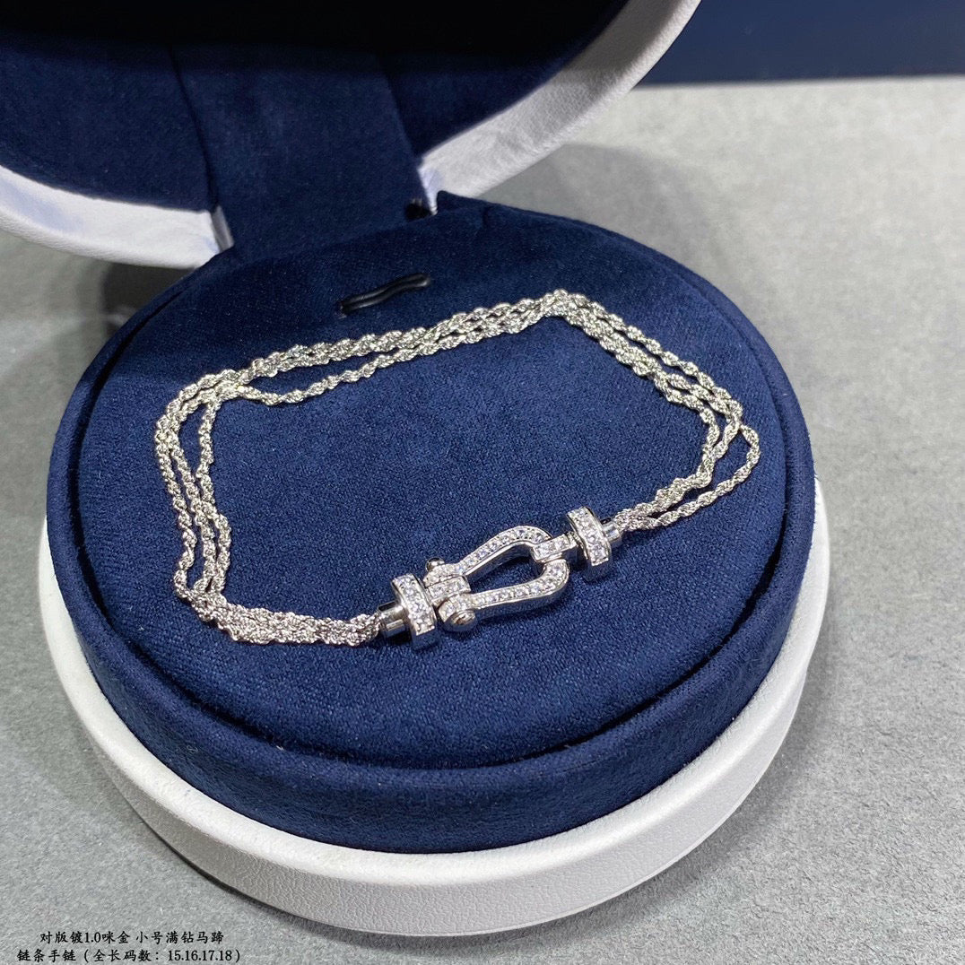 Lume Jewelry「フォース スモール ホースシュー ダイヤモンド チェーン ロープ ブレスレット」