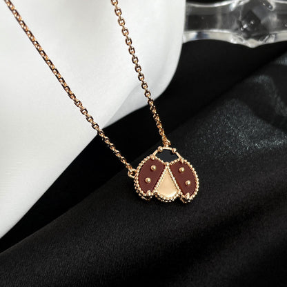 Lume Jewelry 「LUCKY カーネリアン てんとう虫ネックレス」
