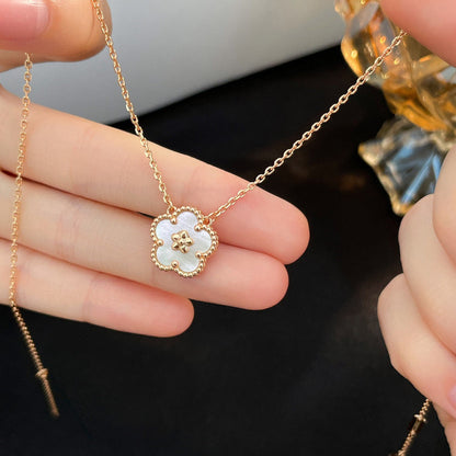 Lume Jewelry「LUCKY」ホワイトMOP梅の花ネックレス