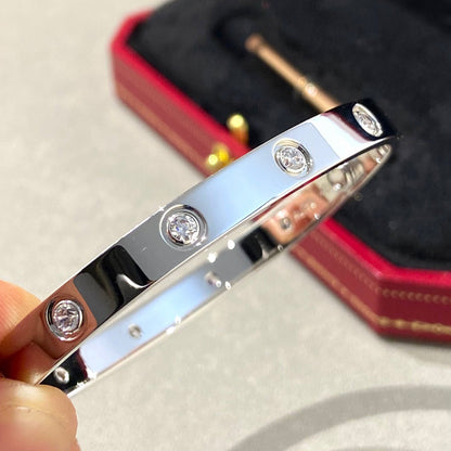 Lume Jewelry『LOVE BRACELET 6.1MM 10 DIAMONDS』