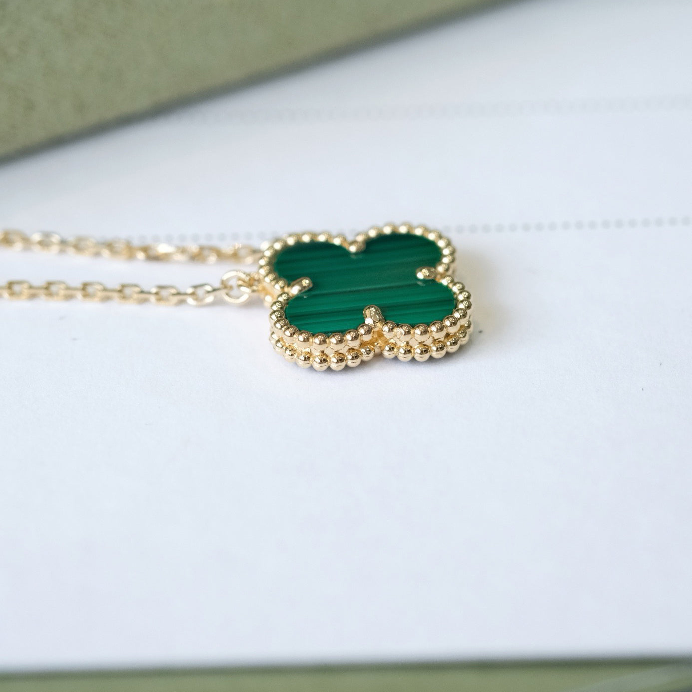 『Lume Jewelry』クローバー 15mm マラカイト シングル フラワー ネックレス
