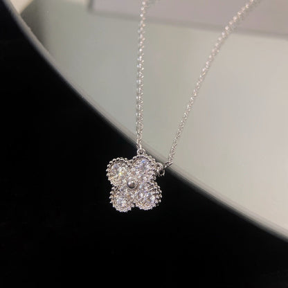 ®Lume Jewelry®クローバー15MMダイヤモンドシングルフラワーネックレス