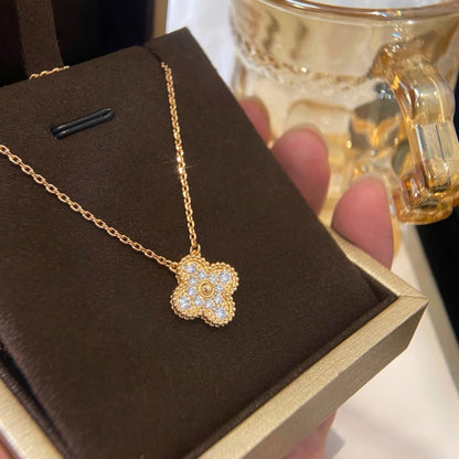 ®Lume Jewelry®クローバー15MMダイヤモンドシングルフラワーネックレス