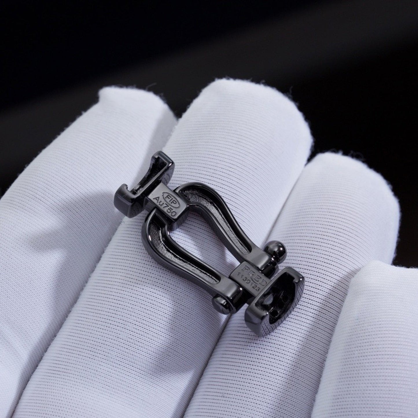 Lume Jewelry「フォース ラージ シリーズ」ホースシュー ブラックサムライ ブレスレット