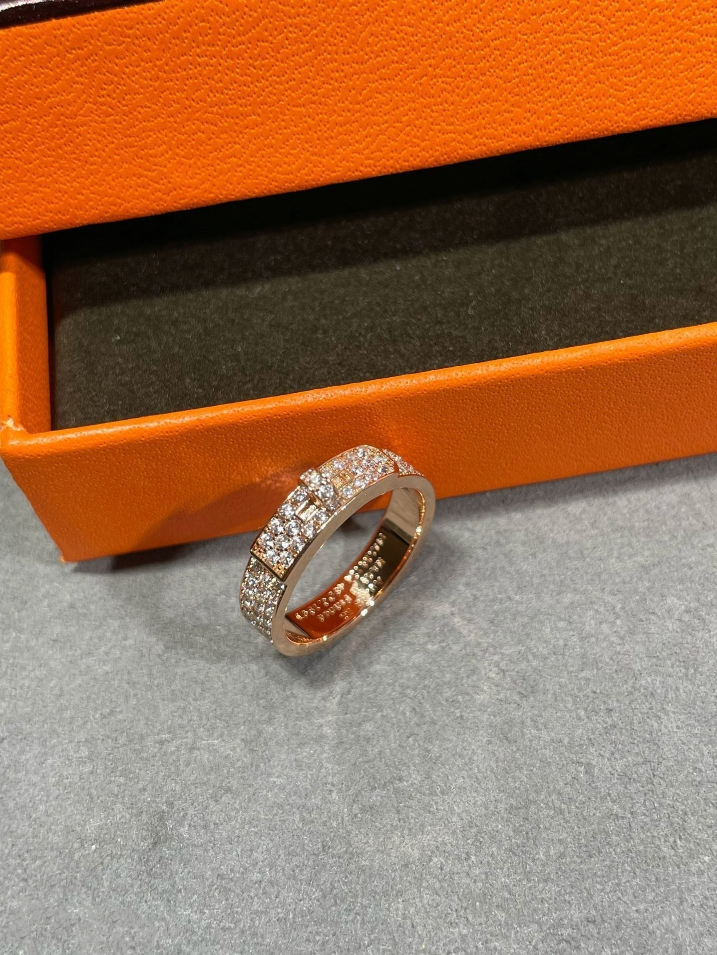 『Lume Jewelry』ケリー ピンクゴールド ダイヤモンドリング