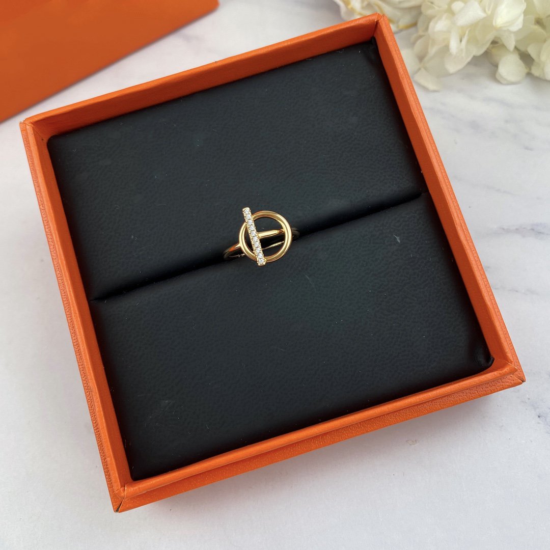 Lume Jewelry『ECHAPPEE RING DIAMOND』