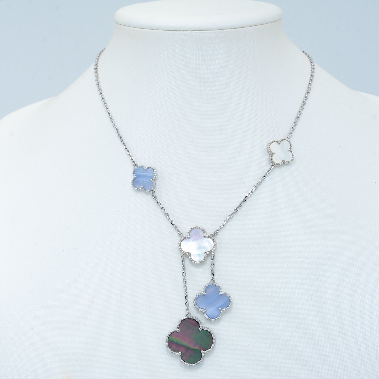 「Lume Jewelry」クローバーMOPカルセドニーネックレス シルバー 6モチーフ