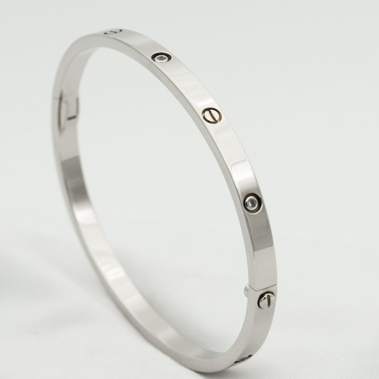Lume Jewelry「LOVE BRACELET 3.65MM 6 DIAMONDS」