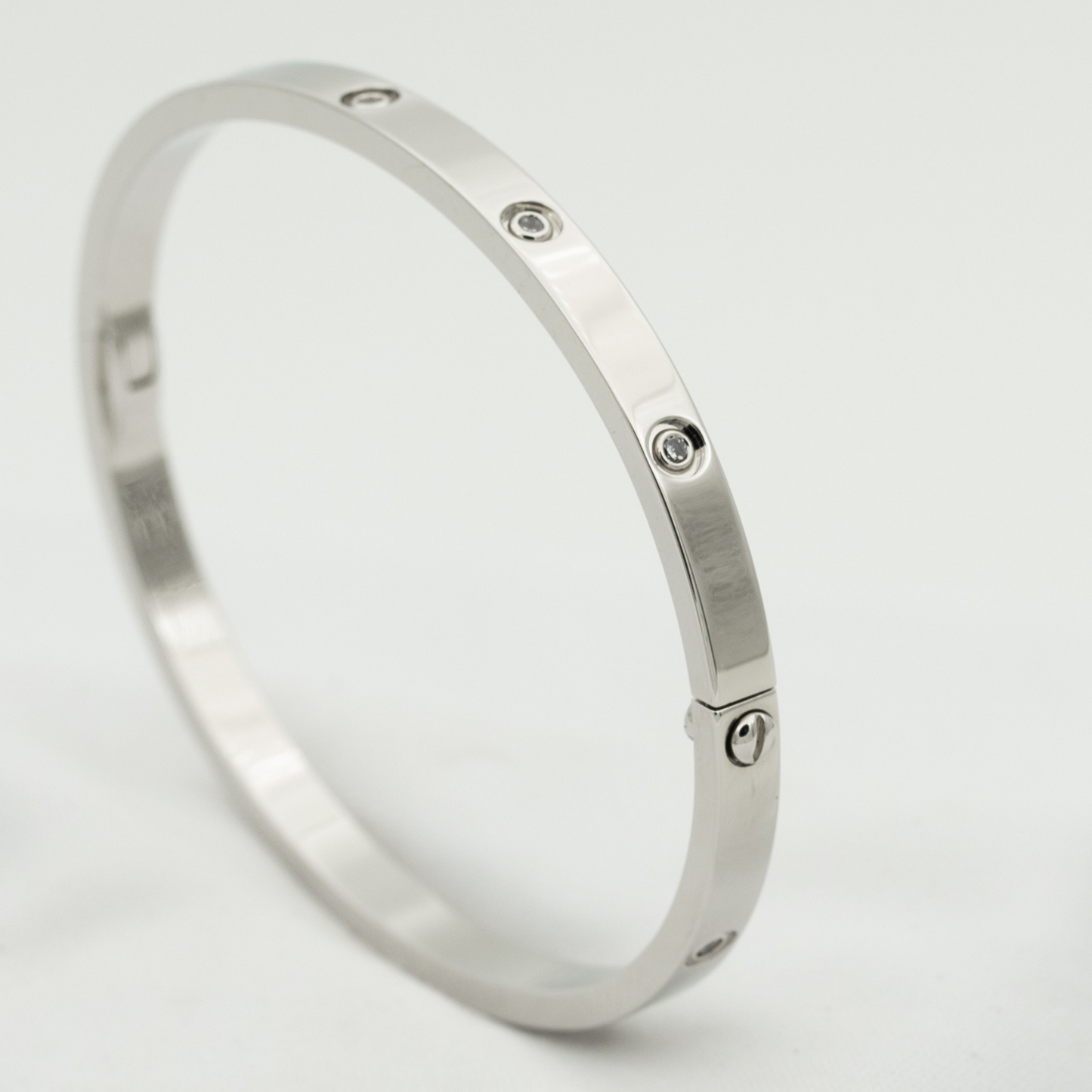 ルミー ジュエリー ラブブレスレット 3.65MM 10ポイントダイヤモンド