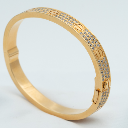 「ルンヌ・ジュエリー」LOVE ブレスレット 6.1MM ダイヤモンドパヴェ