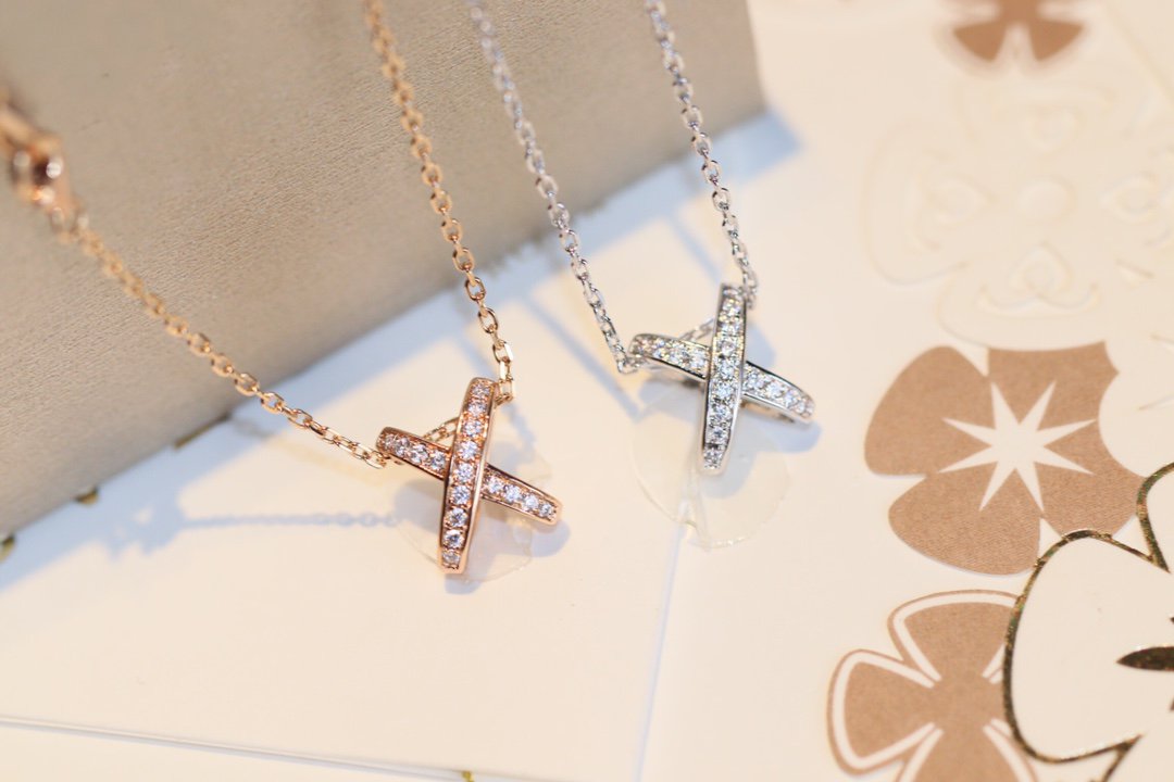 Lume Jewelry『JEUX DE DIAMOND NECKLACE』